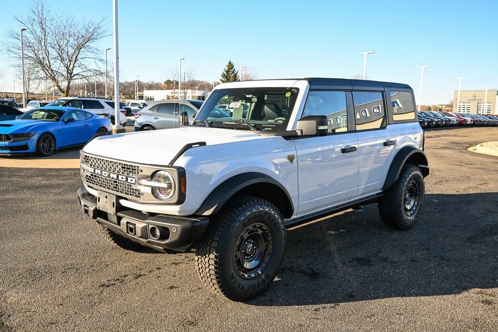 New 2025 Ford Bronco Badlands AWD/4WD image 9