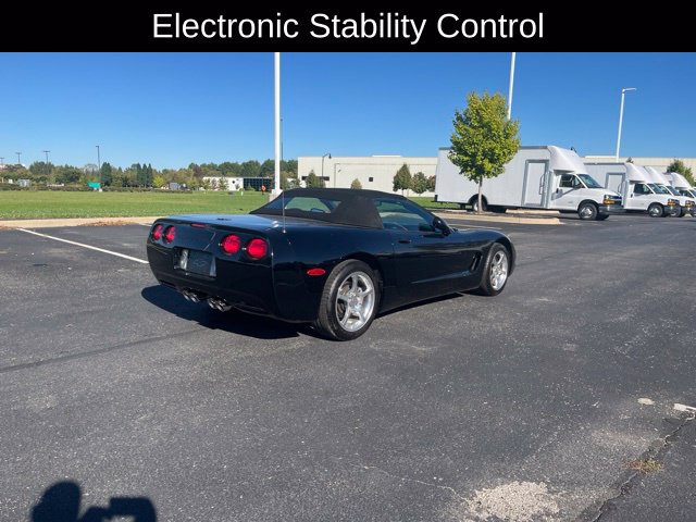 Used 2001 Chevrolet Corvette Convertible w/ Preferred Equipment Group2 RWD image 3