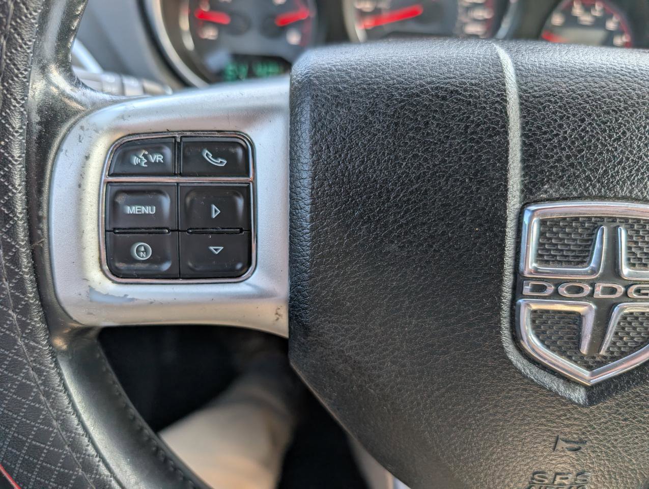 Used 2013 Dodge Avenger SXT w/ Sun/Sound Group image 19