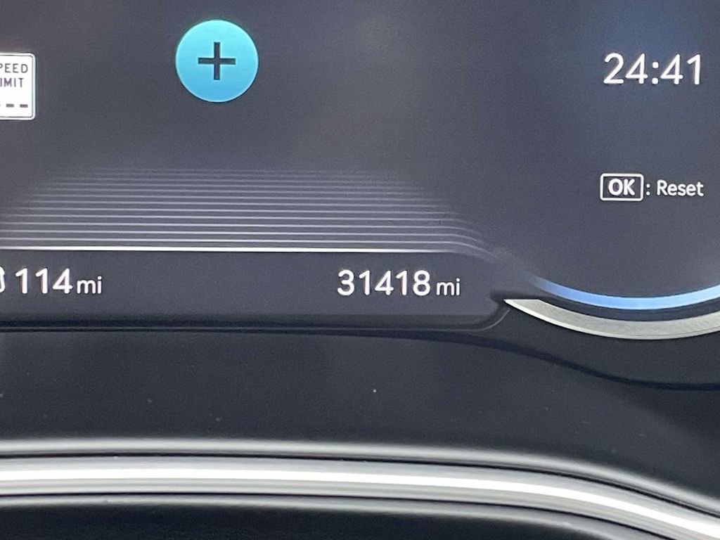 Used 2023 Genesis GV80 3.5T Advanced + w/ Cargo Package image 30