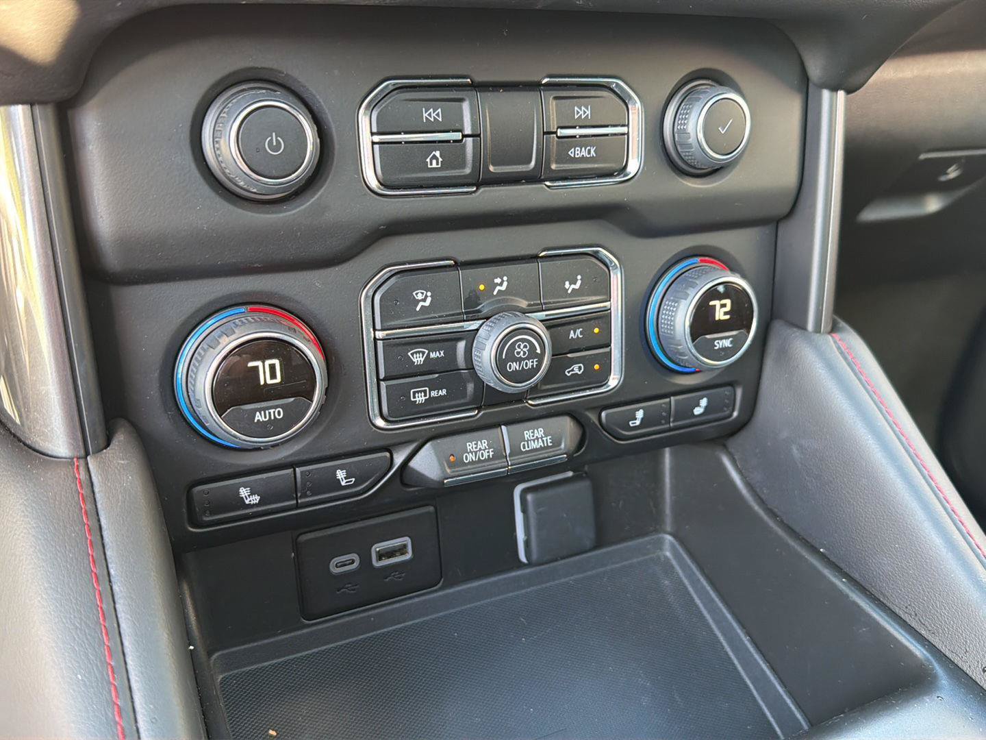 Used 2023 Chevrolet Tahoe RST w/ Luxury Package AWD/4WD image 30