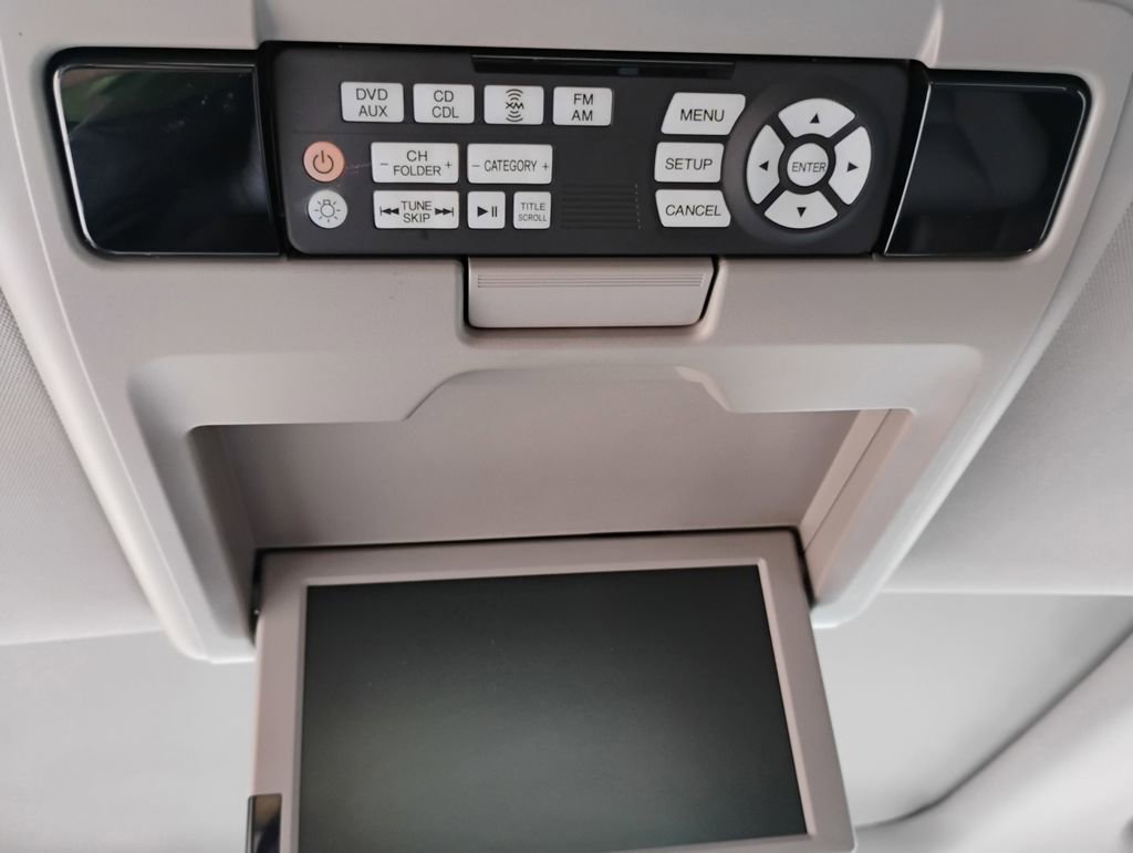 Used 2012 Honda Odyssey EX-L image 21