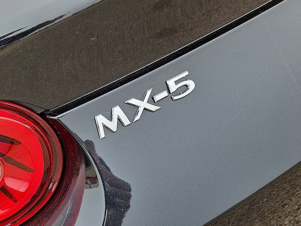 Used 2024 MAZDA MX-5 Miata RF Grand Touring w/ Weather Package image 14