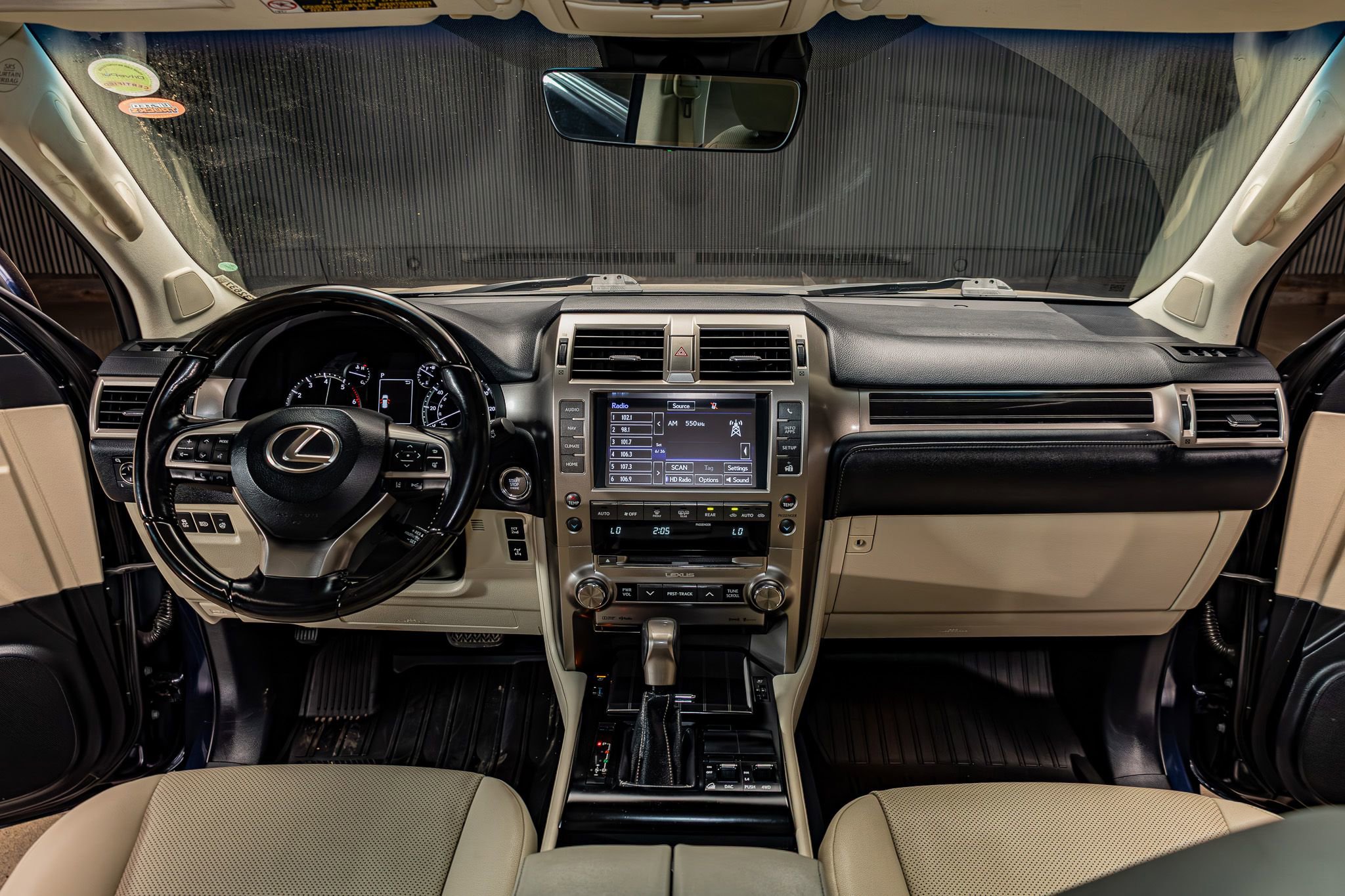 Used 2021 Lexus GX 460 Premium w/ Premium Package AWD/4WD image 17