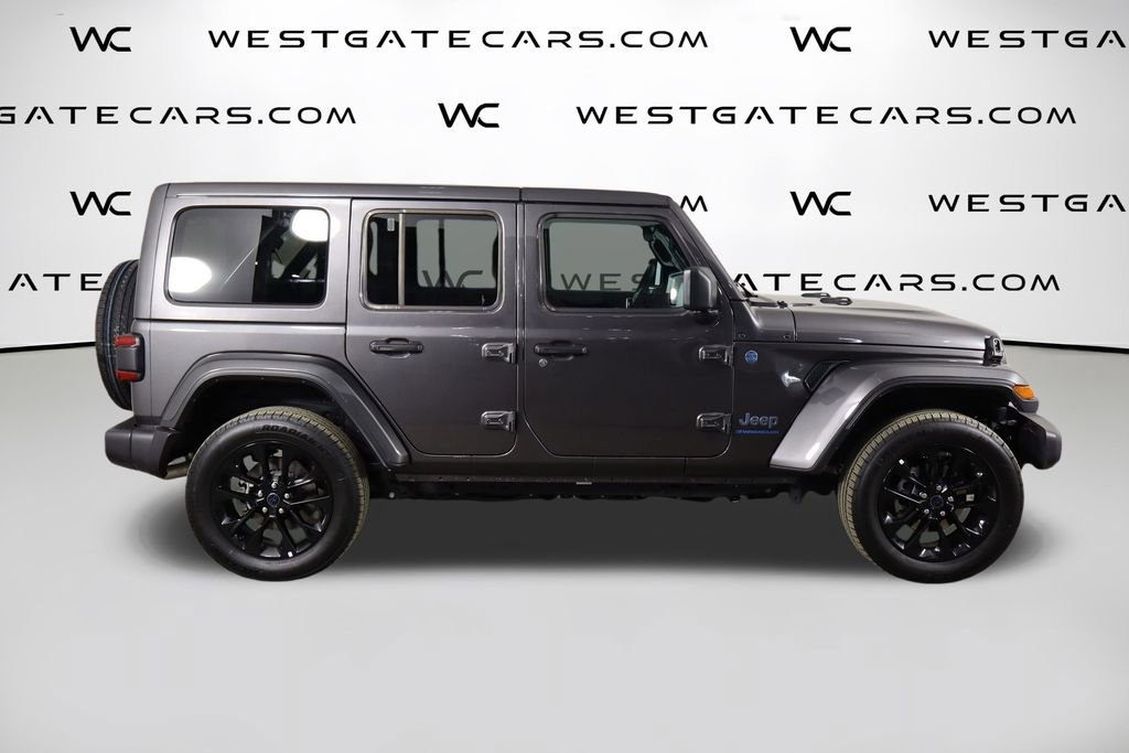 Used 2025 Jeep Wrangler Unlimited Sahara w/ Safety Group image 51