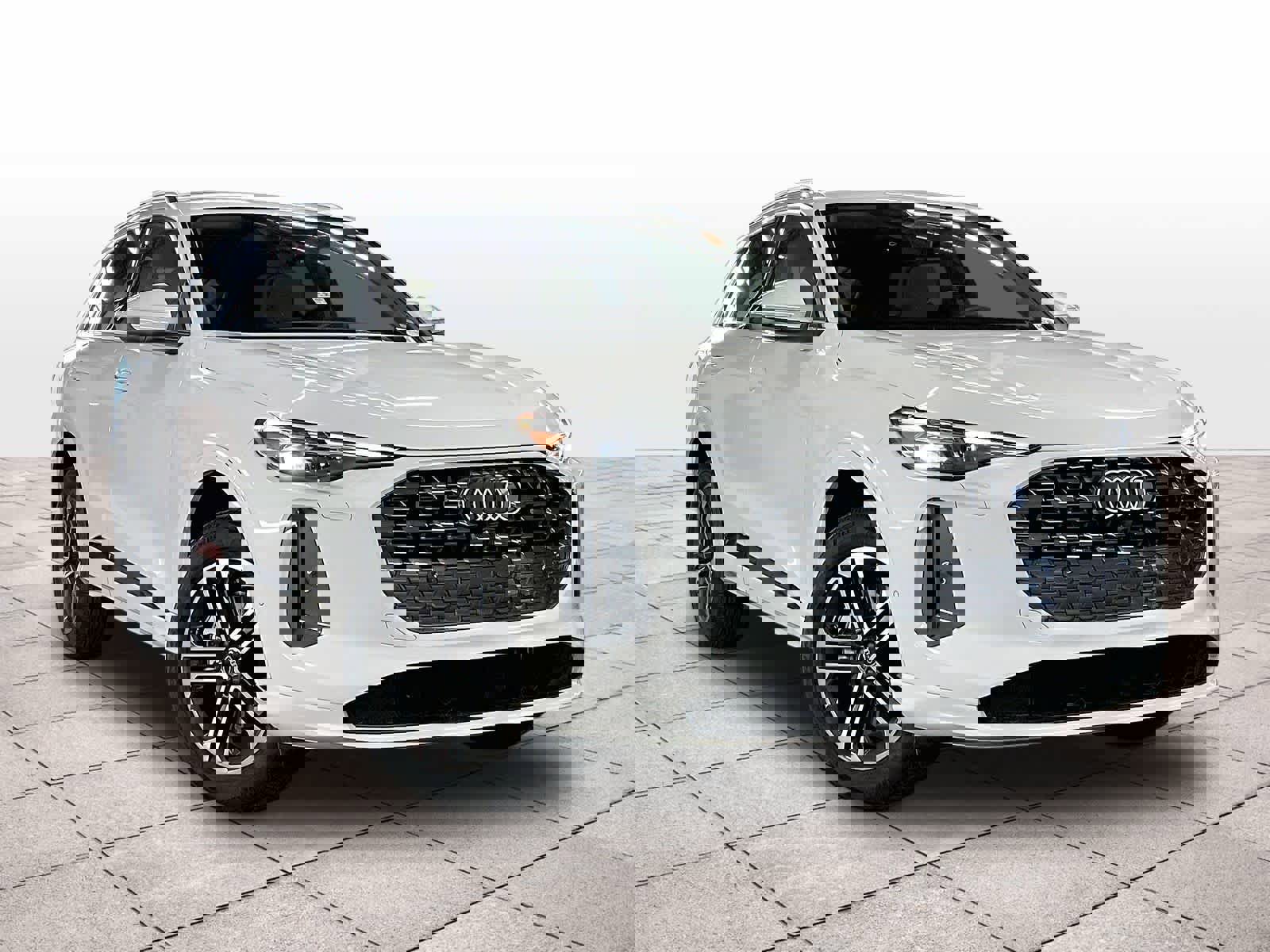 Certified 2025 Audi Q5 Premium Plus w/ Premium Plus image 2