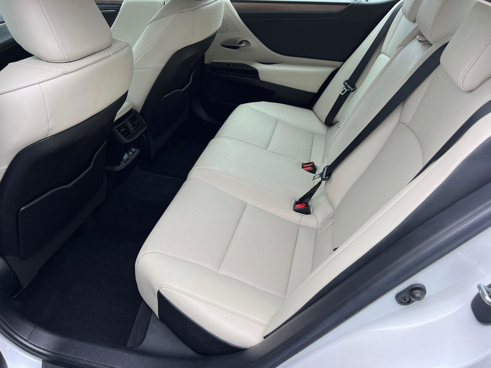 Certified 2023 Lexus ES 350 w/ Premium Package image 22