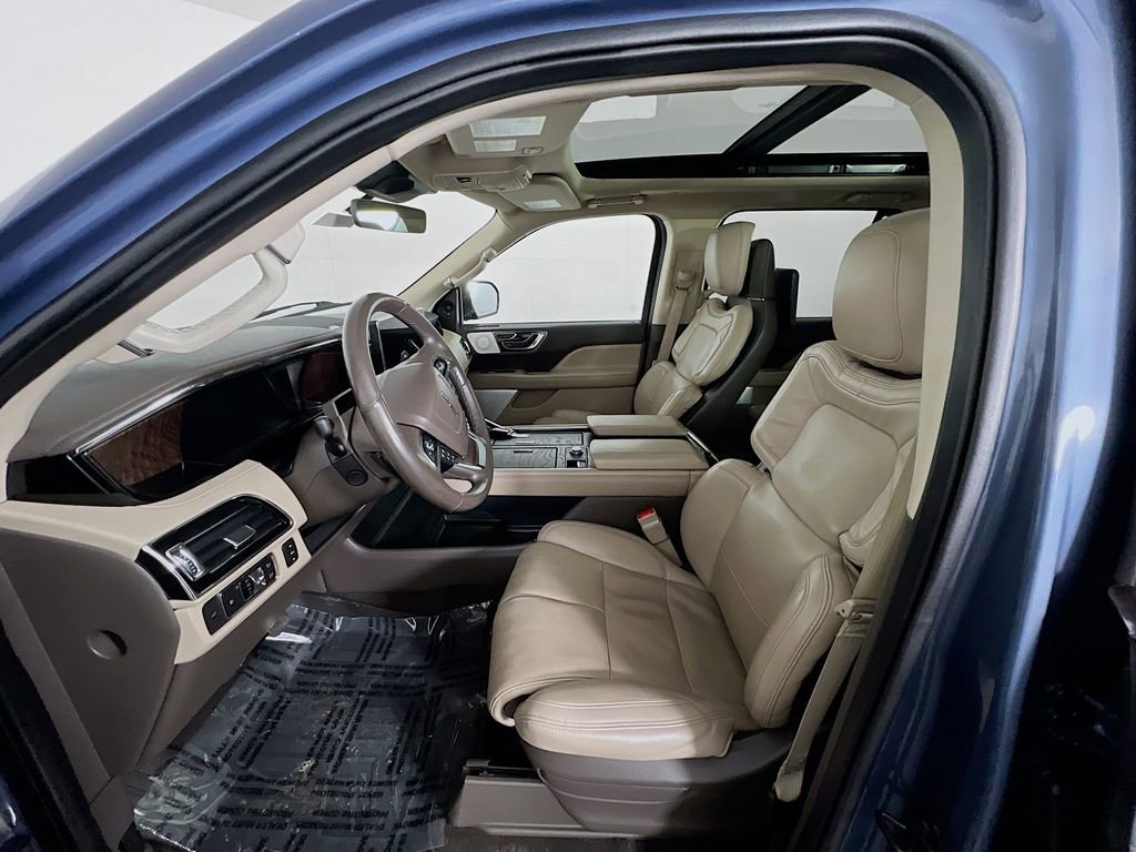 Used 2022 Lincoln Navigator L Reserve image 21