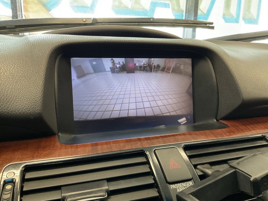 Used 2010 Acura RL image 17