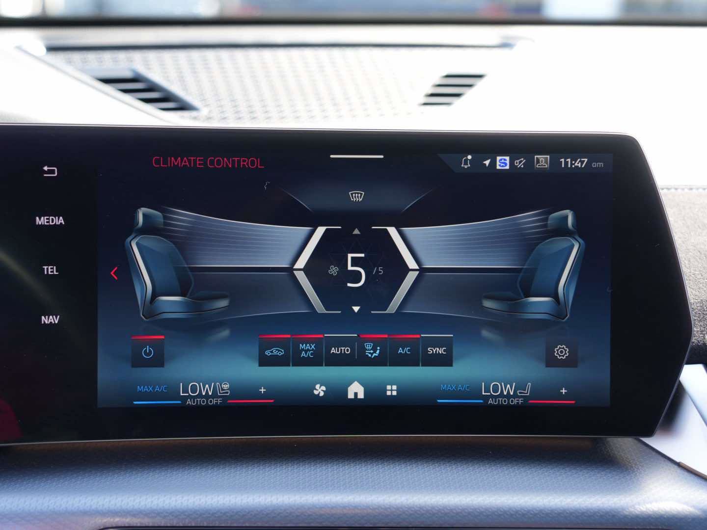 Used 2024 BMW X2 M35i w/ Premium Package image 22