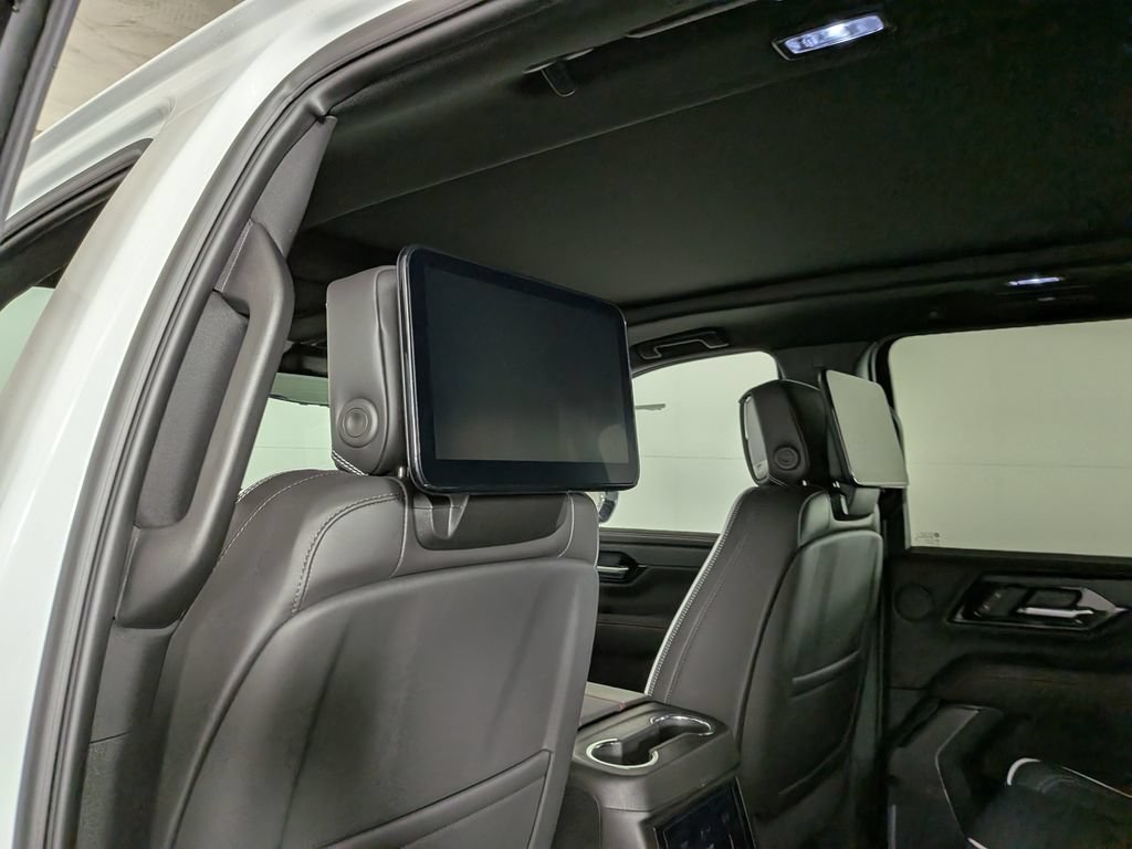 New 2026 GMC Yukon XL AT4 Ultimate w/ LPO, Floor Liner Package AWD/4WD image 36