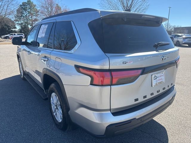 Used 2025 Toyota Sequoia SR5 image 3