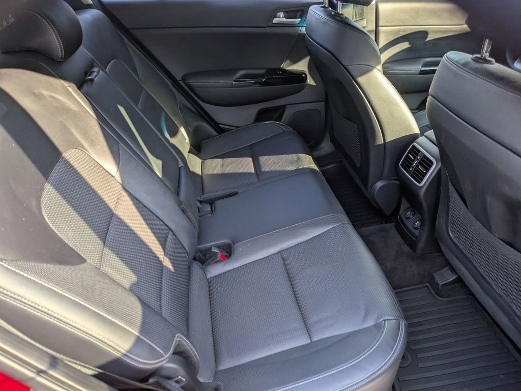 Used 2021 Kia Sportage EX w/ EX Technology Package image 23