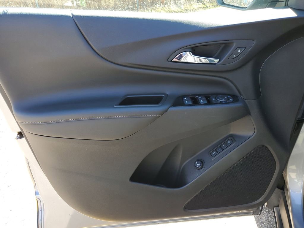 Certified 2024 Chevrolet Equinox Premier FWD image 20