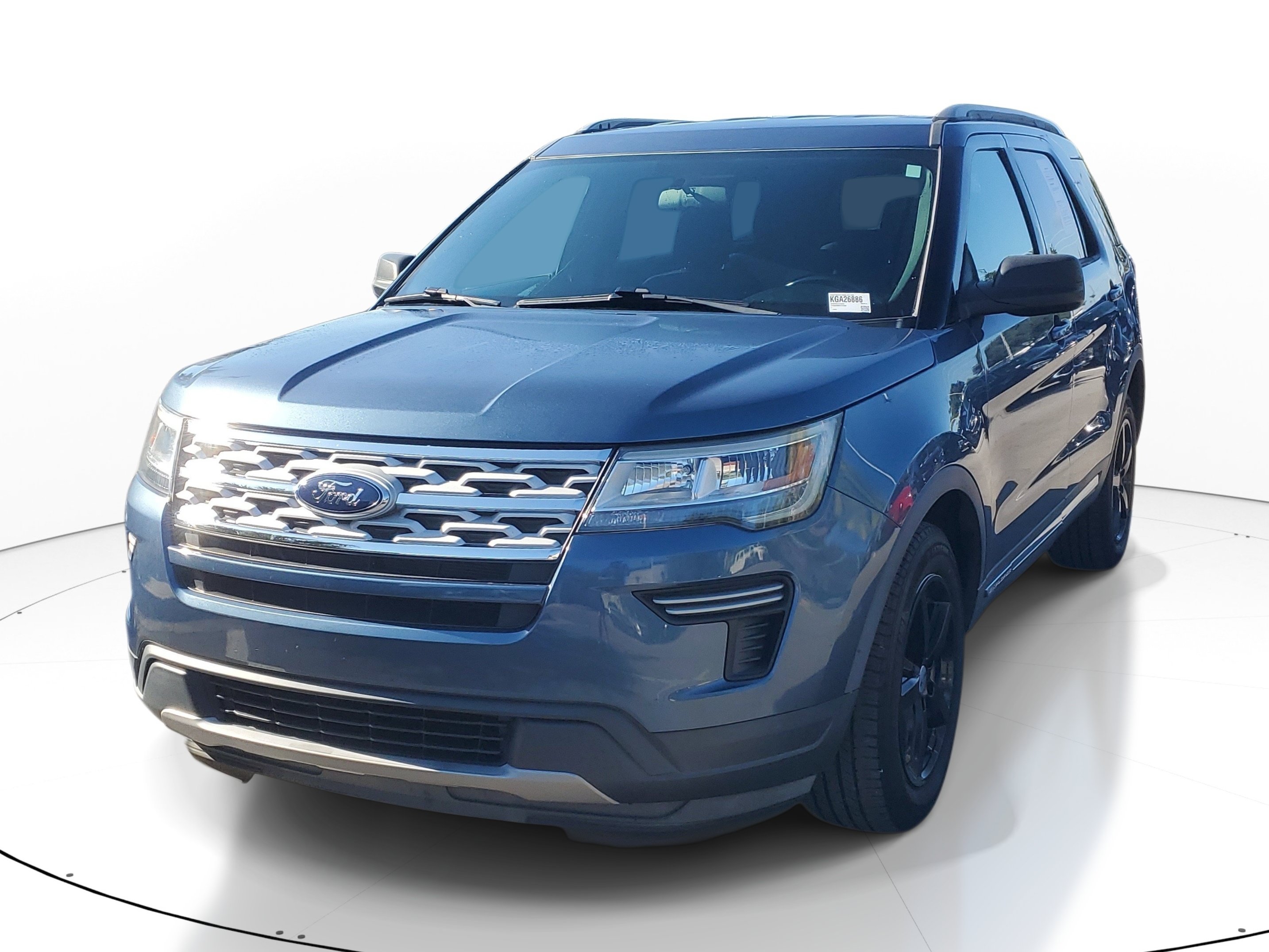 Used 2019 Ford Explorer XLT FWD image 4