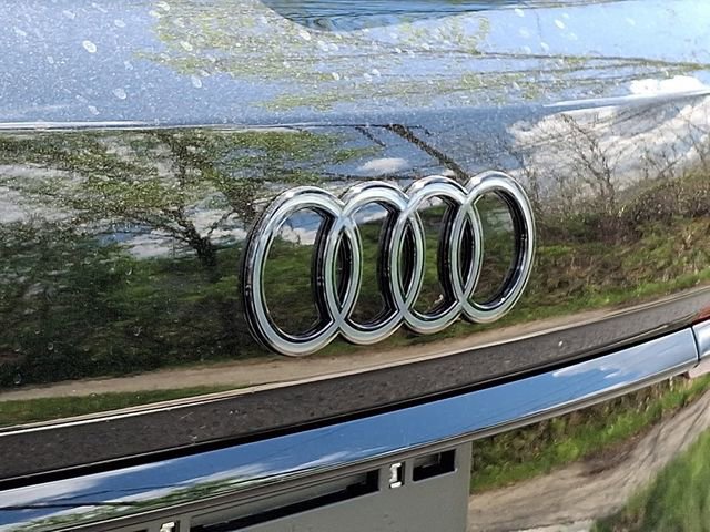 New 2026 Audi SQ7 Prestige image 21