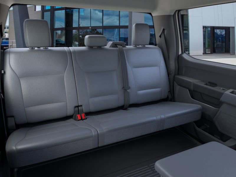 New 2026 Ford F550 4x4 Crew Cab image 4