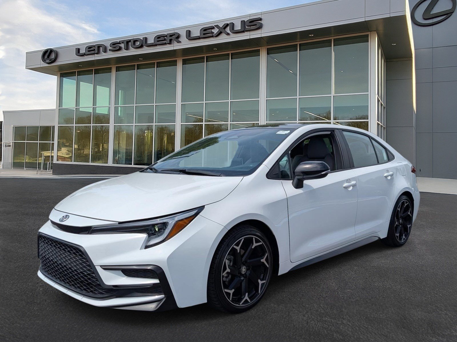 Used 2025 Toyota Corolla FX w/ Convenience Package FWD image 7