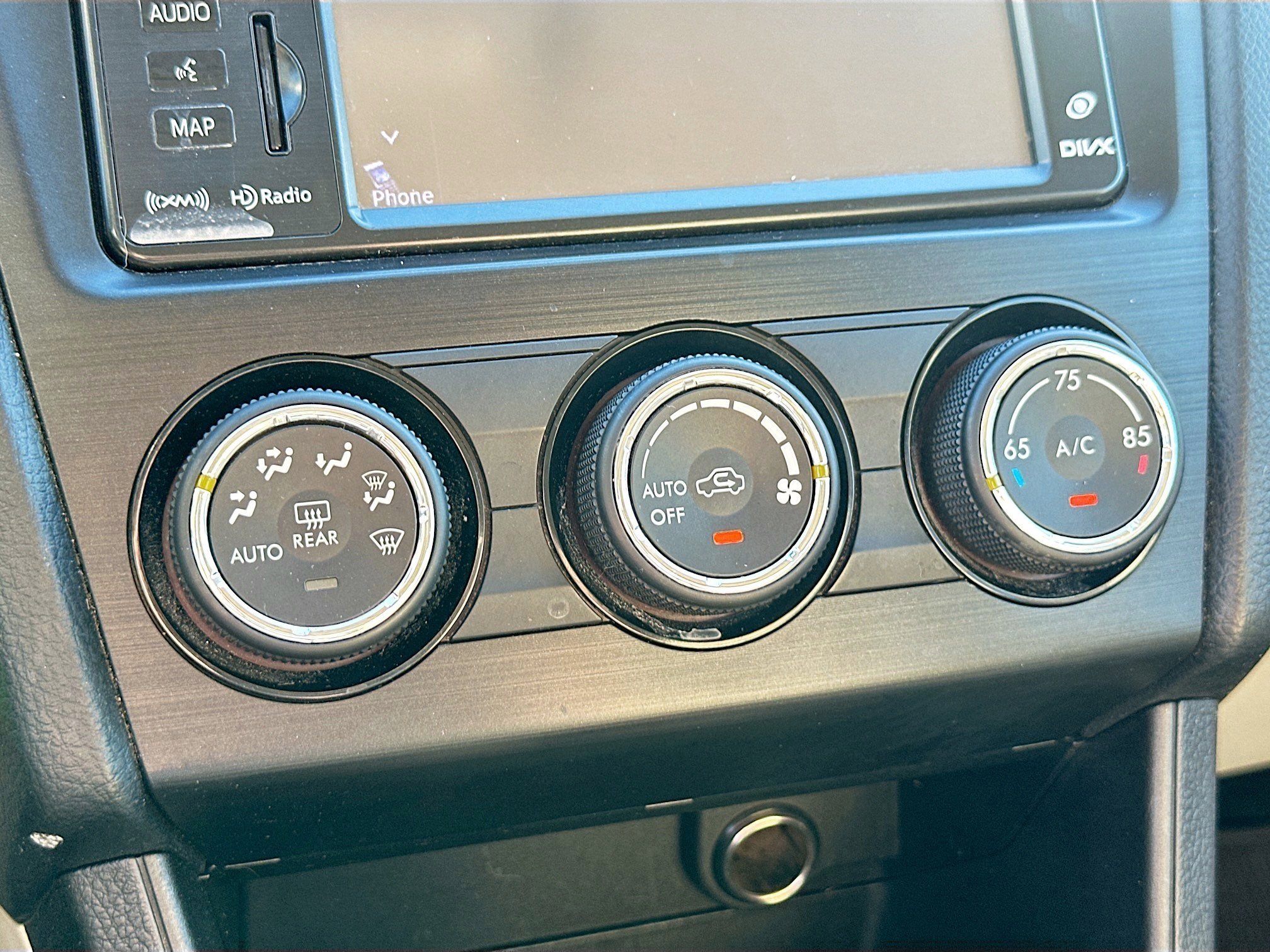 Used 2013 Subaru Crosstrek 2.0i Limited image 22