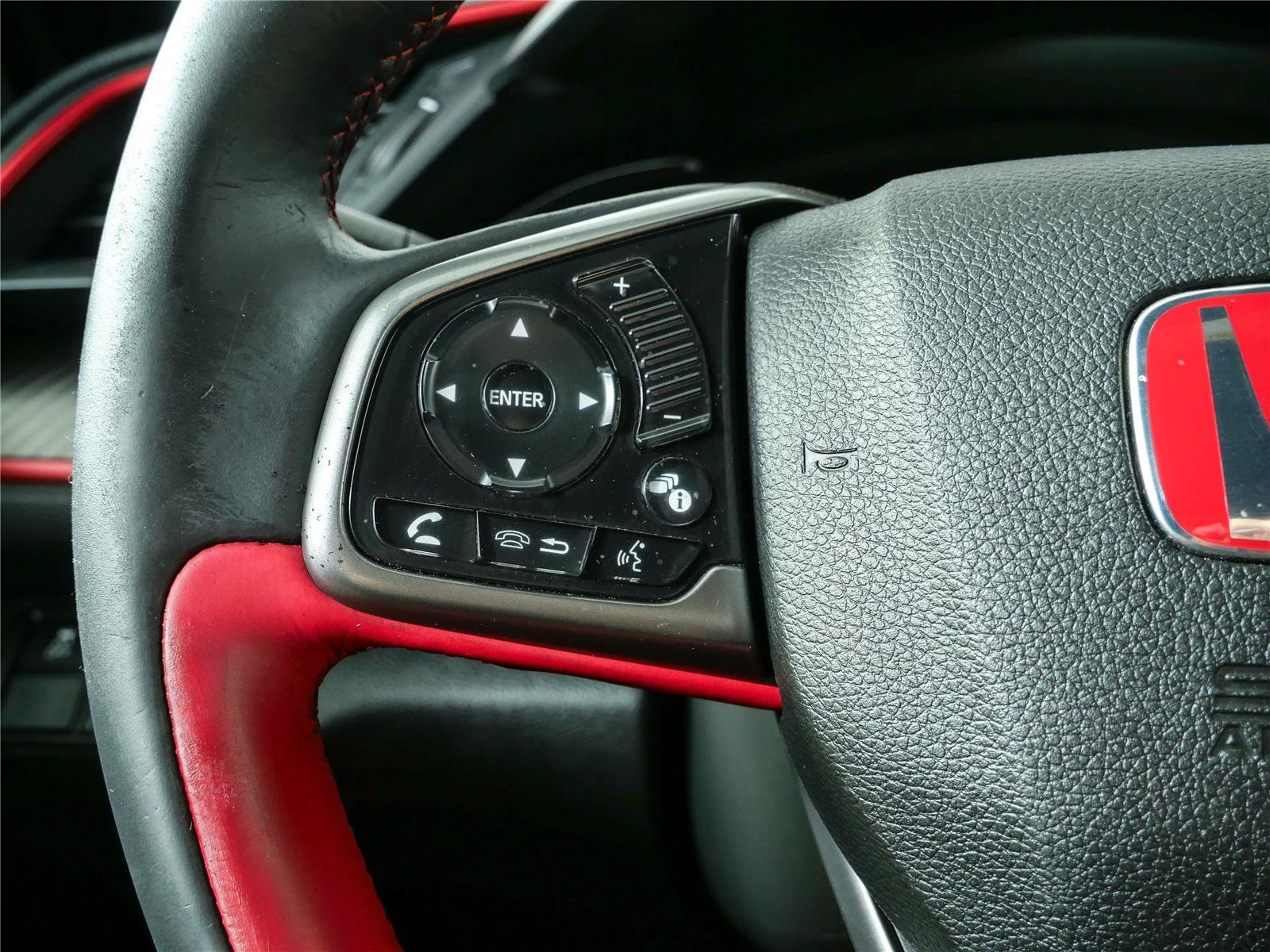 Used 2017 Honda Civic Type R image 10