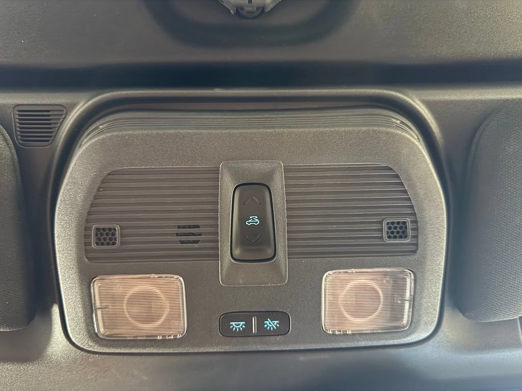 Used 2026 Ford Mustang Premium RWD image 33