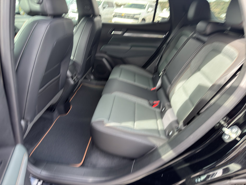 New 2026 GMC Terrain AT4 w/ Technology Package II AWD/4WD image 16