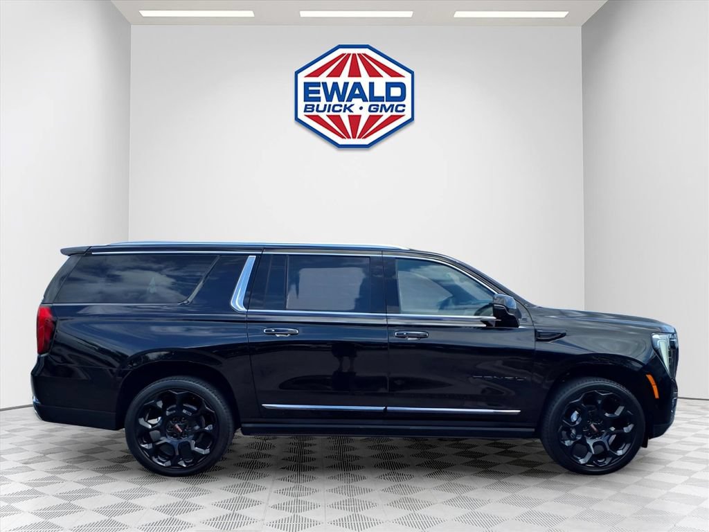 Certified 2026 GMC Yukon XL Denali Ultimate AWD/4WD image 7
