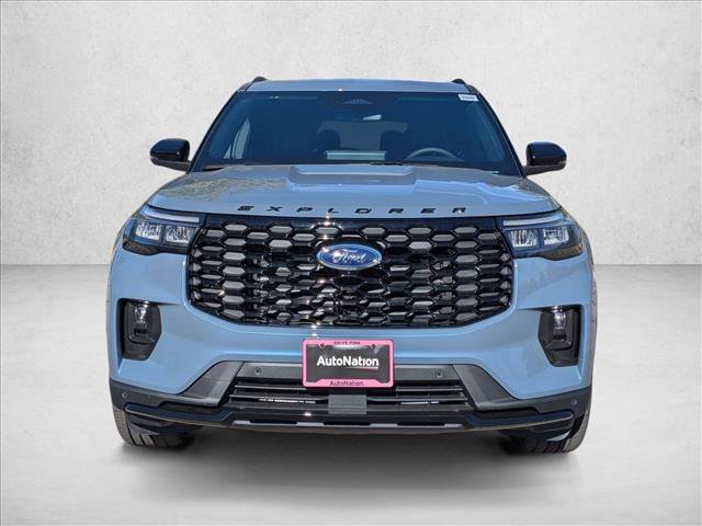 New 2026 Ford Explorer ST-Line w/ ST-Line Street Pack AWD/4WD image 5