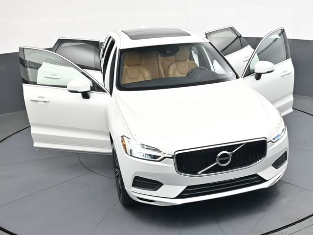 Used 2020 Volvo XC60 T5 Momentum w/ Protection Package image 37
