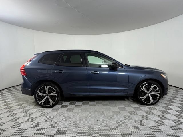 Used 2023 Volvo XC60 B6 Ultimate w/ Protection Package Premier AWD/4WD image 8