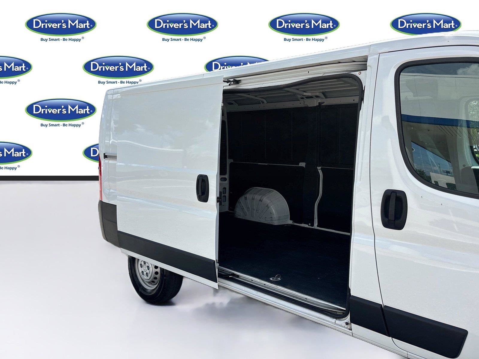 Used 2025 RAM ProMaster 2500 w/ Convenience Group FWD image 21