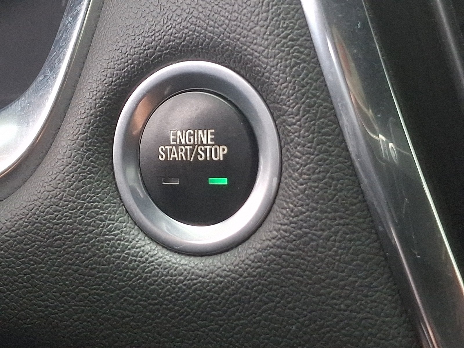 Used 2023 Chevrolet Traverse LT AWD/4WD image 24
