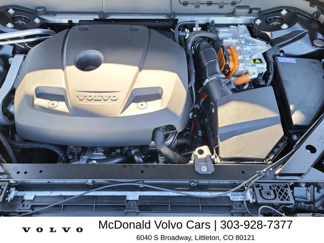 New 2026 Volvo XC60 T8 Plus w/ Protection Package Premier AWD/4WD image 21