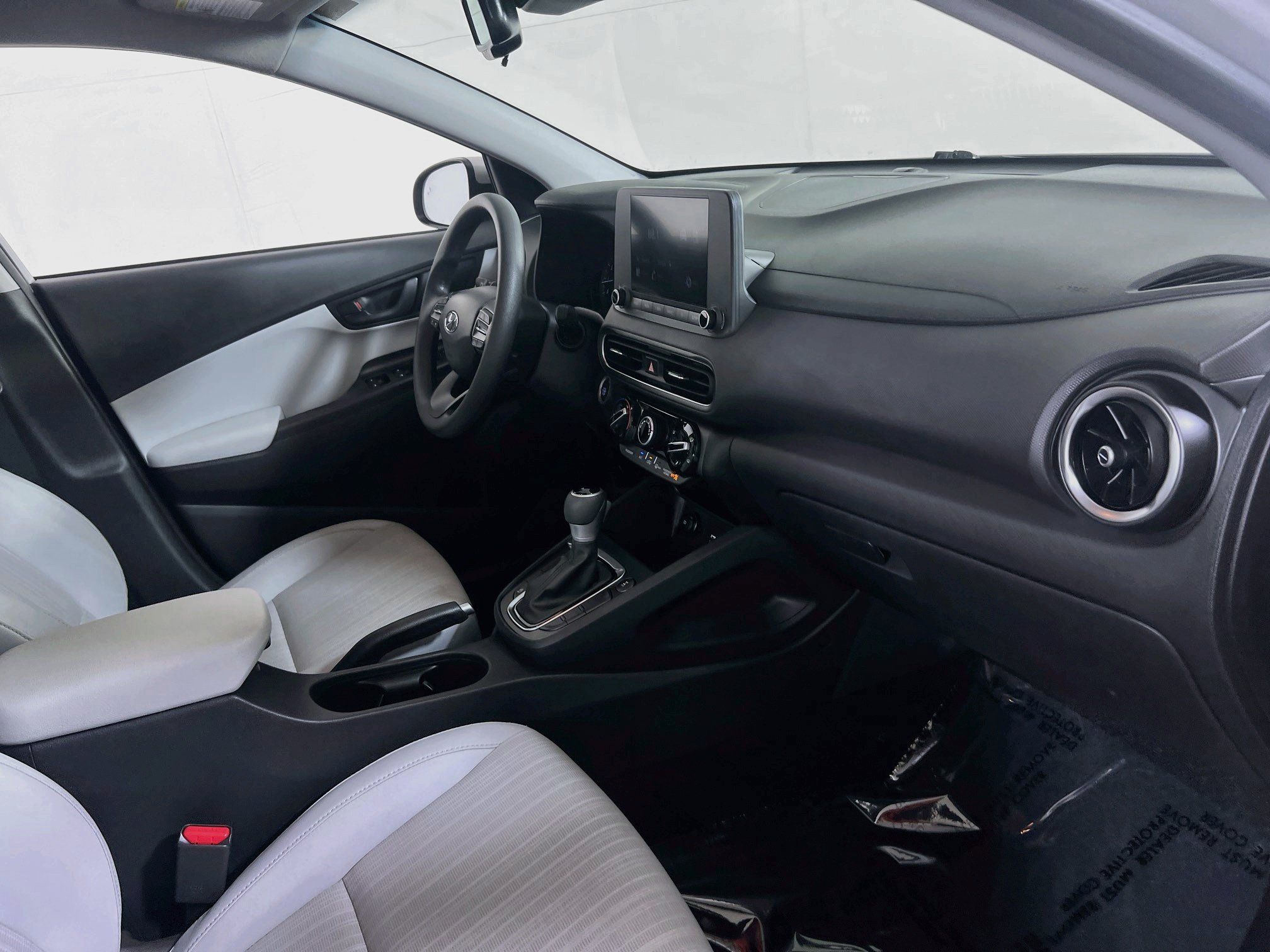 Used 2023 Hyundai Kona SEL AWD/4WD image 26