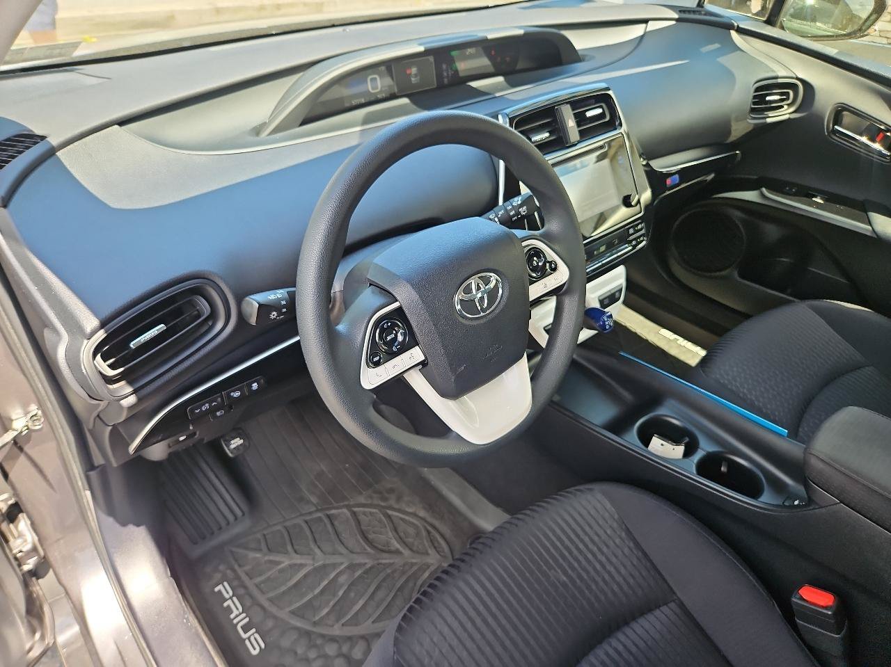Used 2018 Toyota Prius Two w/ Prius Two Safety Plus Package FWD image 13