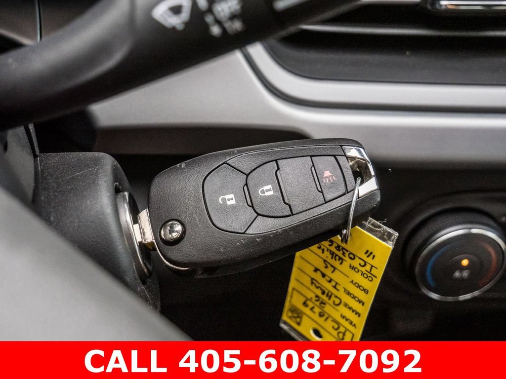 Used 2026 Chevrolet Trax LS w/ Driver Confidence Package FWD image 27