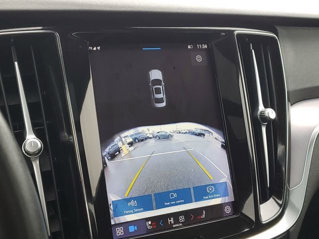 Used 2024 Volvo S60 B5 Core image 17