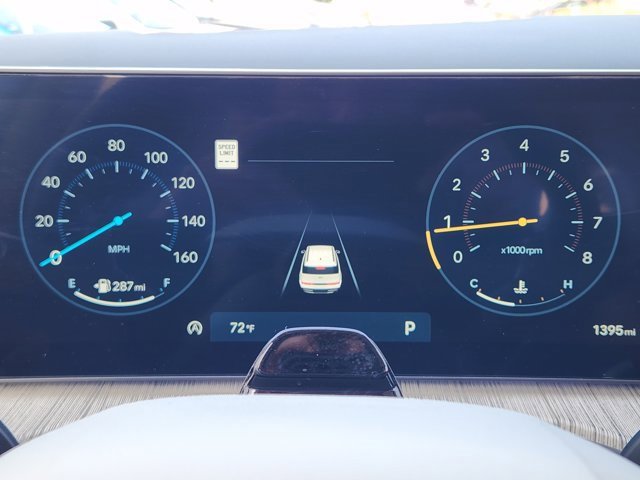 Certified 2025 Hyundai Santa Fe Calligraphy image 15