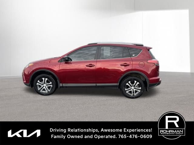 Used 2018 Toyota RAV4 LE image 6