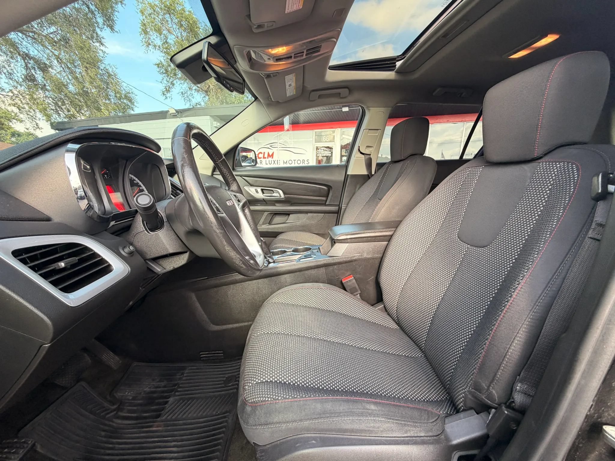 Used 2017 GMC Terrain SLE w/ Chrome Edition AWD/4WD image 9