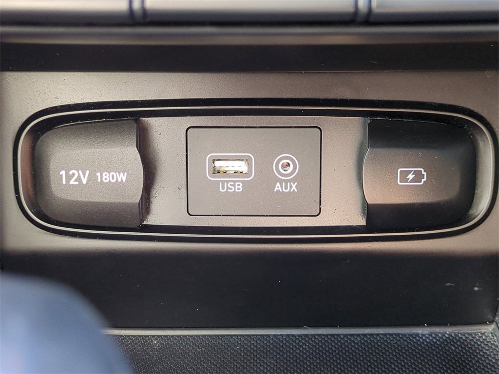 Used 2019 Hyundai Santa Fe Limited image 25