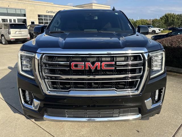 Used 2023 GMC Yukon XL SLT w/ SLT Premium Package image 2