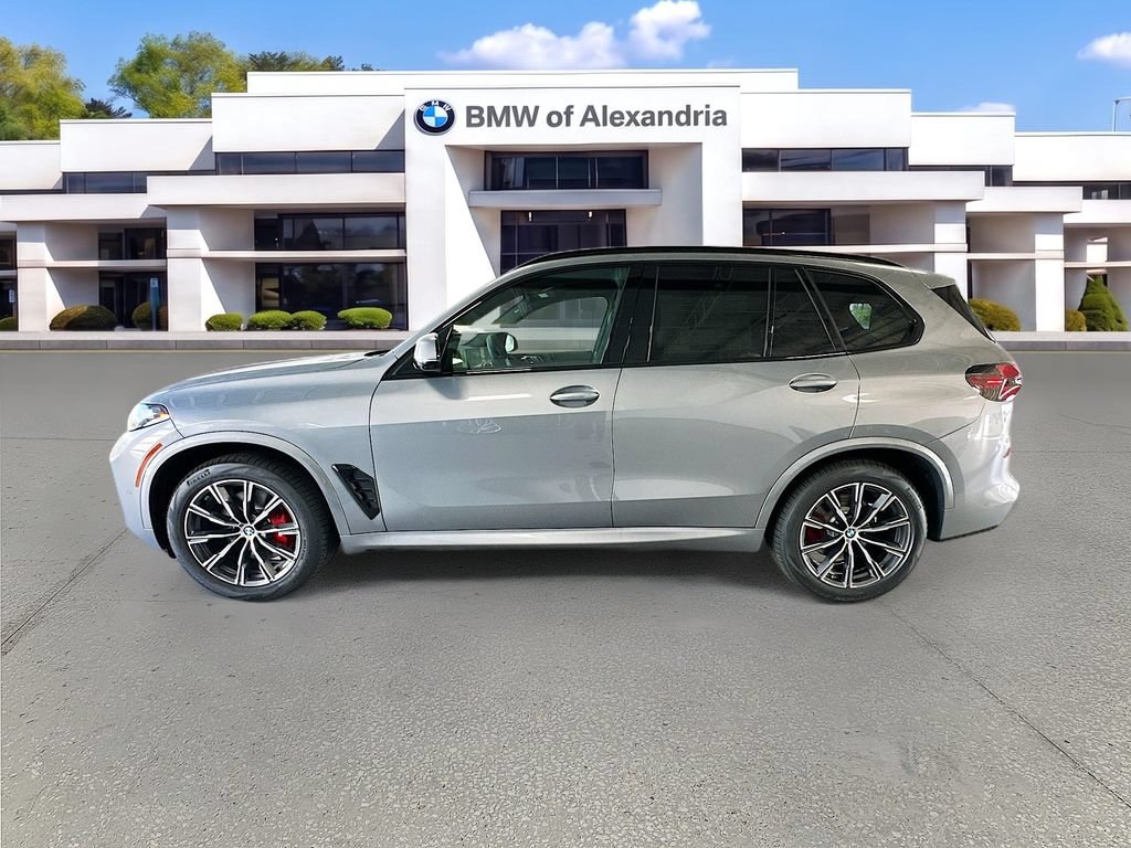New 2026 BMW X5 xDrive40i w/ M Sport Package AWD/4WD image 4