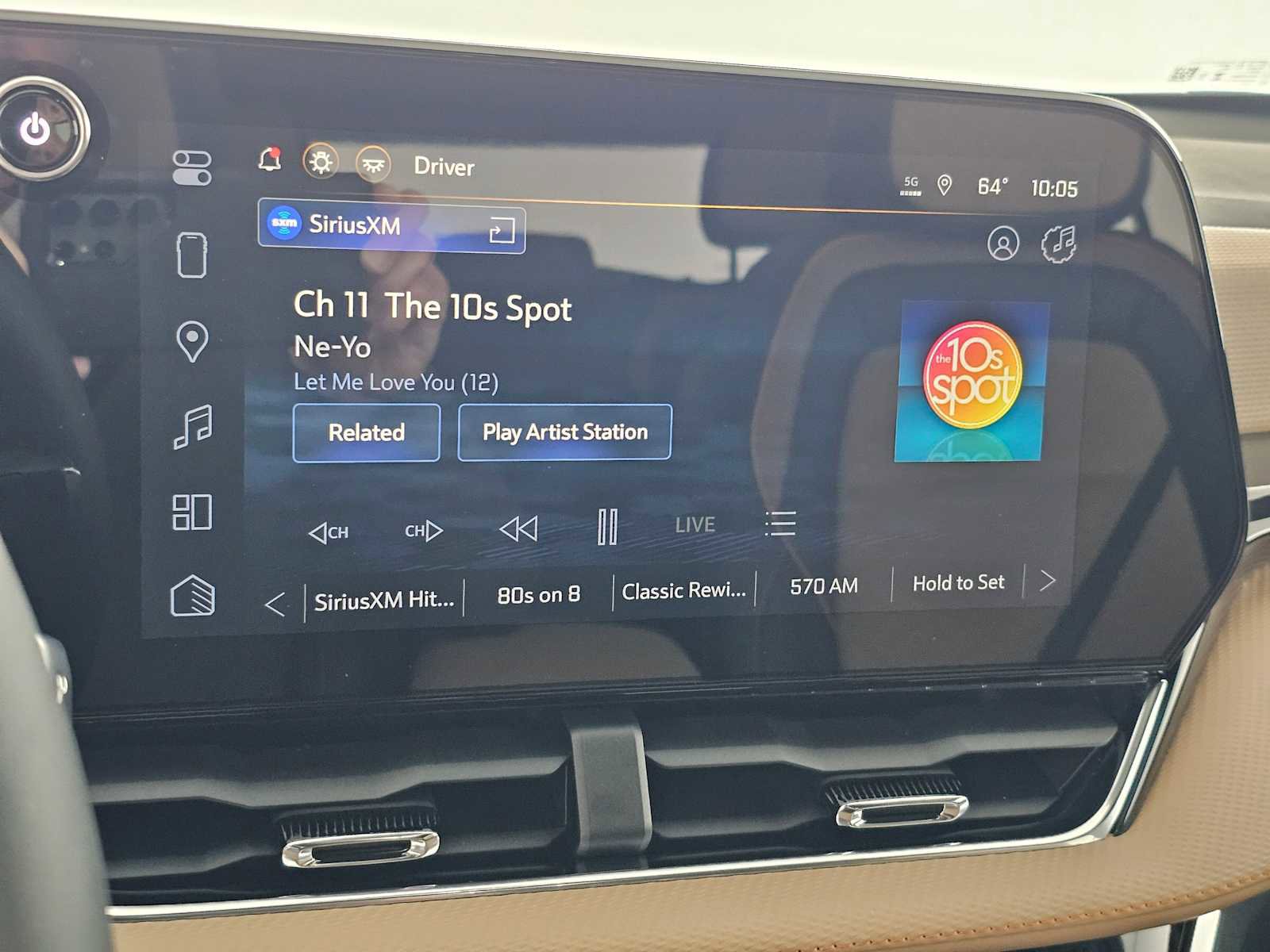 Used 2026 Chevrolet Equinox ACTIV w/ Convenience Package III image 24