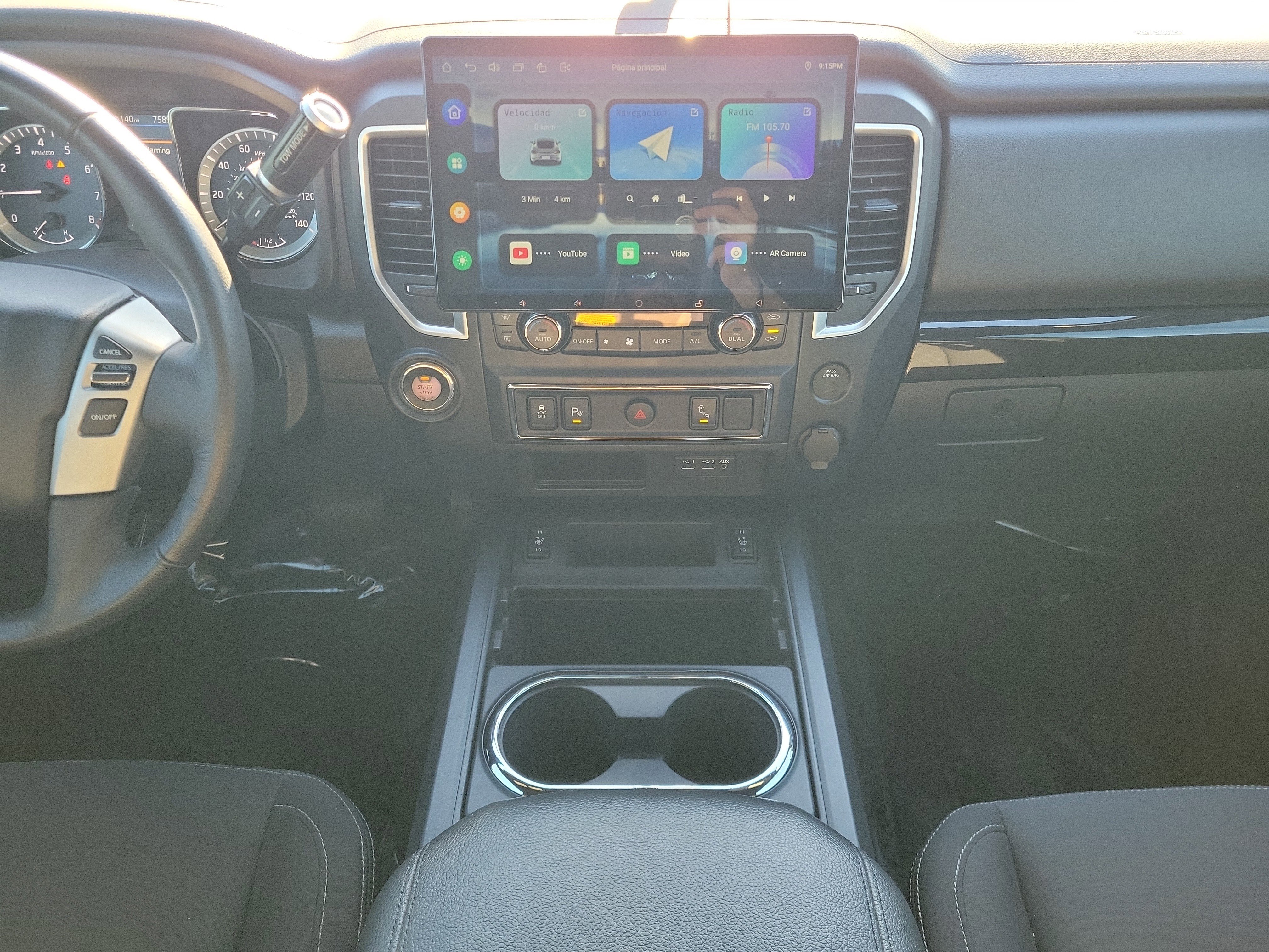 Used 2019 Nissan Titan SV w/ SV Convenience Package image 17