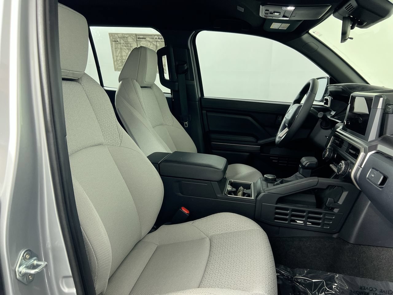 Used 2026 Toyota 4Runner SR5 RWD image 28