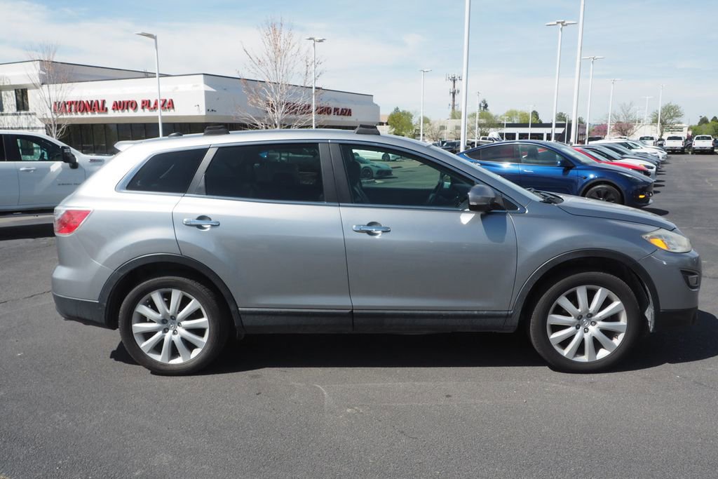 Used 2010 MAZDA CX-9 Grand Touring w/ Moonroof & Bose Audio Pkg image 8