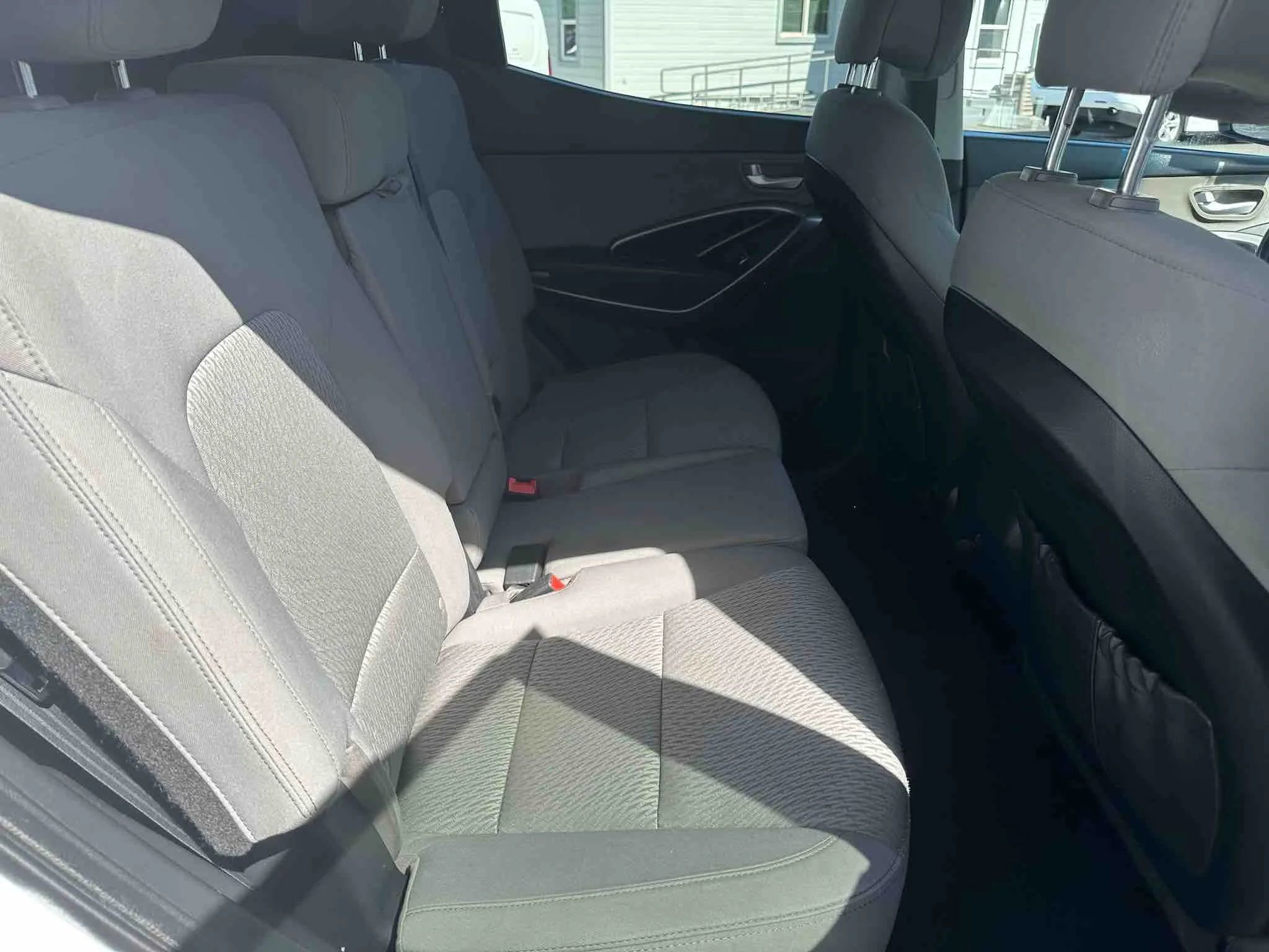 Used 2014 Hyundai Santa Fe Sport image 22