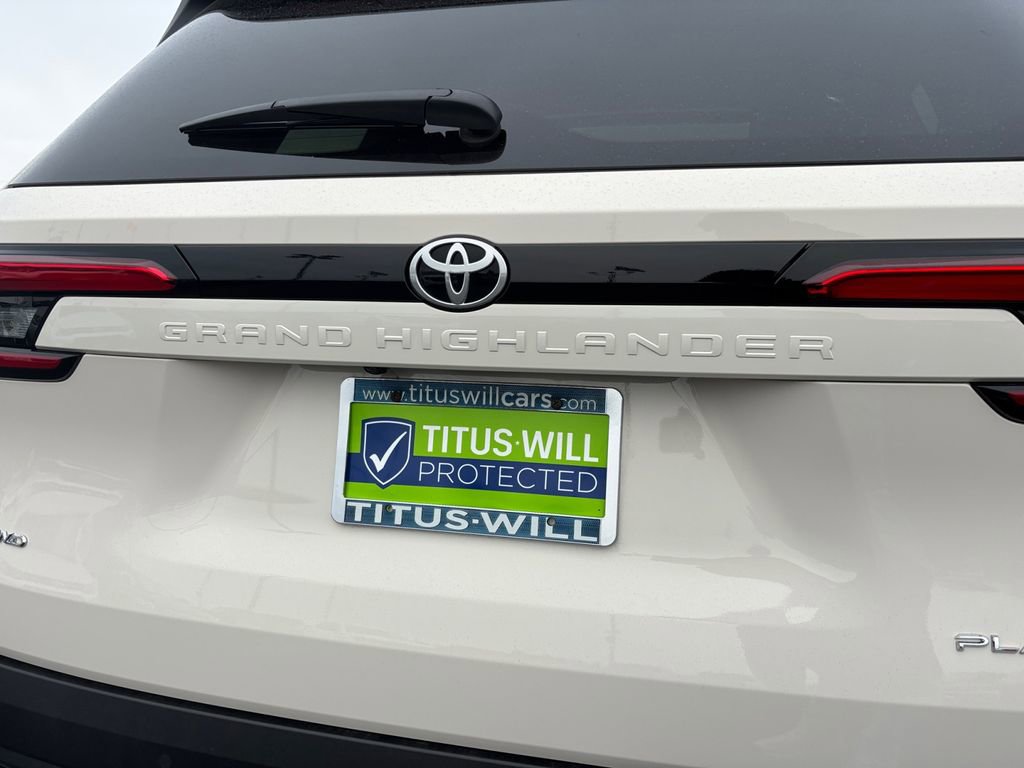 Used 2024 Toyota Grand Highlander Platinum image 31