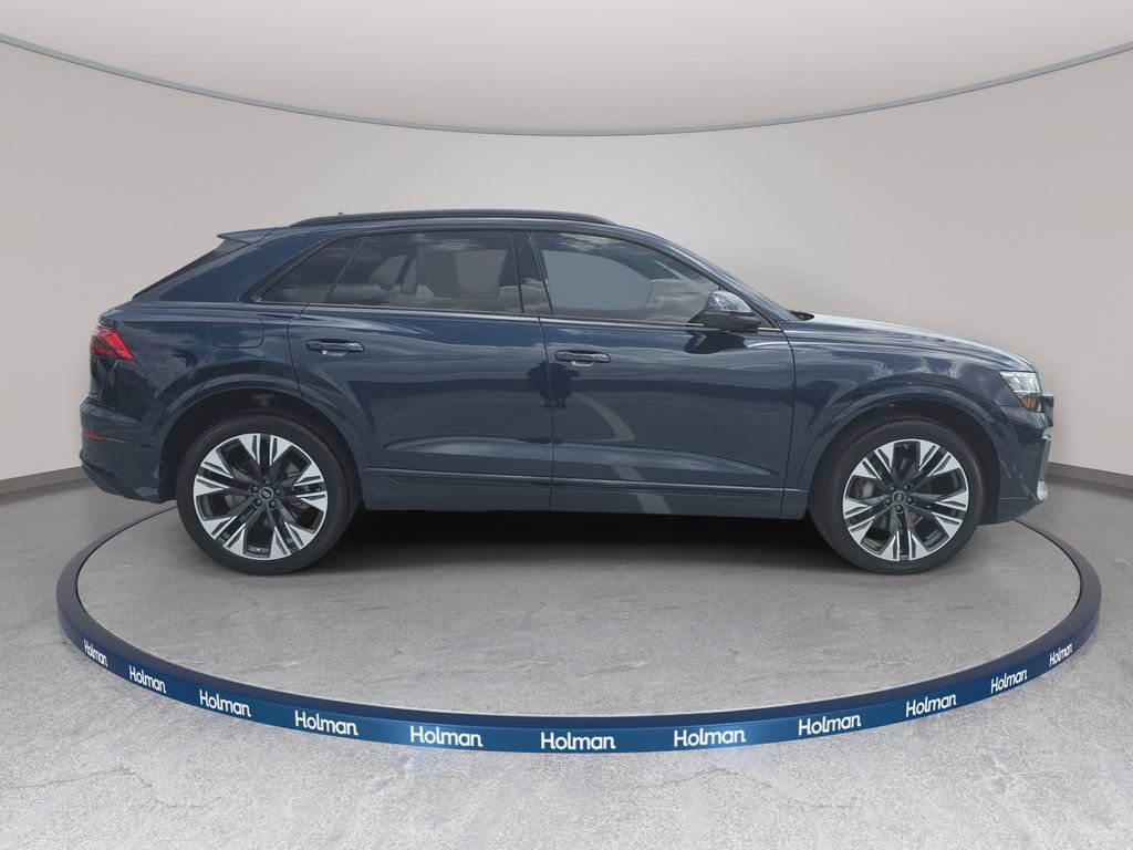 Certified 2025 Audi Q8 Premium Plus AWD/4WD image 4
